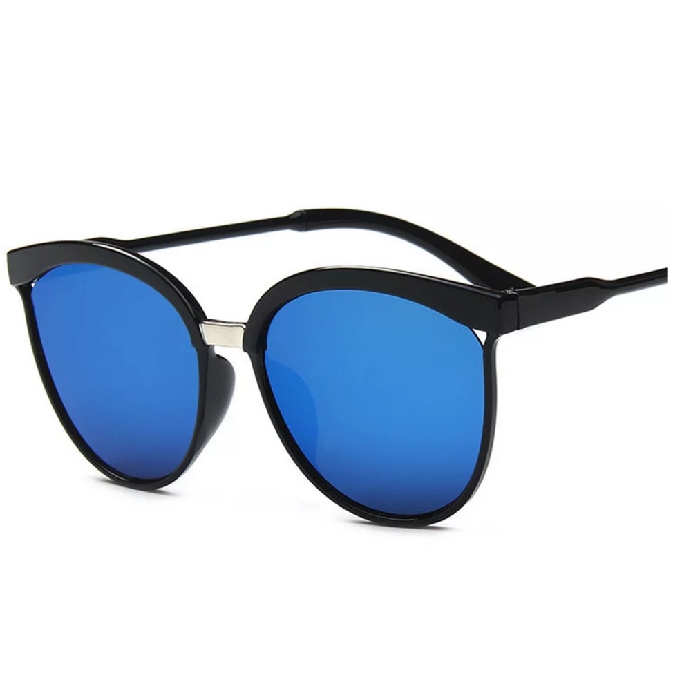 ❎$25 BUNDLED ❎Designer Vintage Blue Mirror Flat Lens Sunglasses - Picture 1 of 6